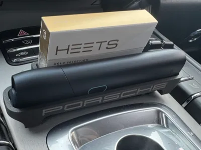IQOS ONE stand instead trash hold