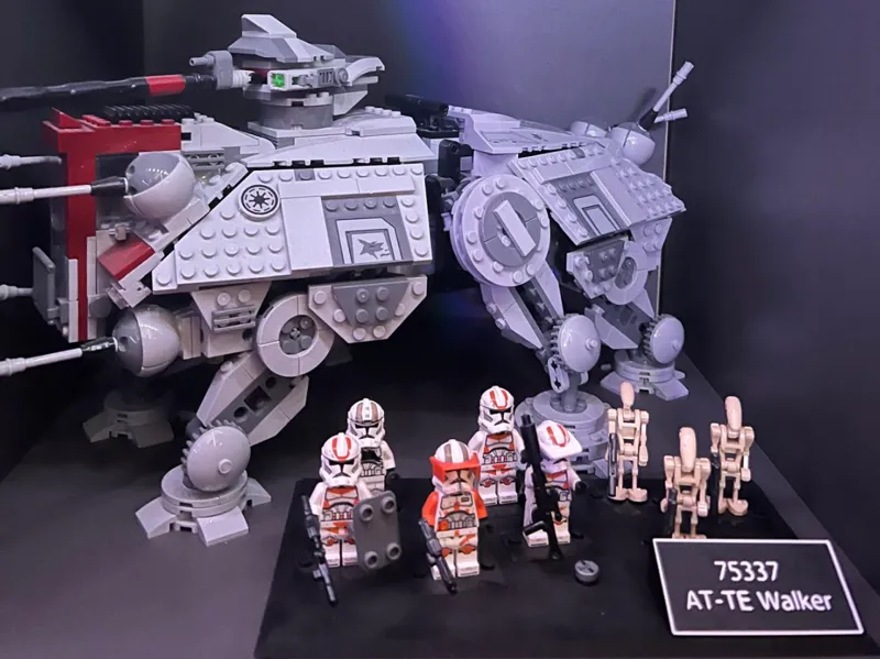 Display Stand for L.E.G.O Star Wars – 75337