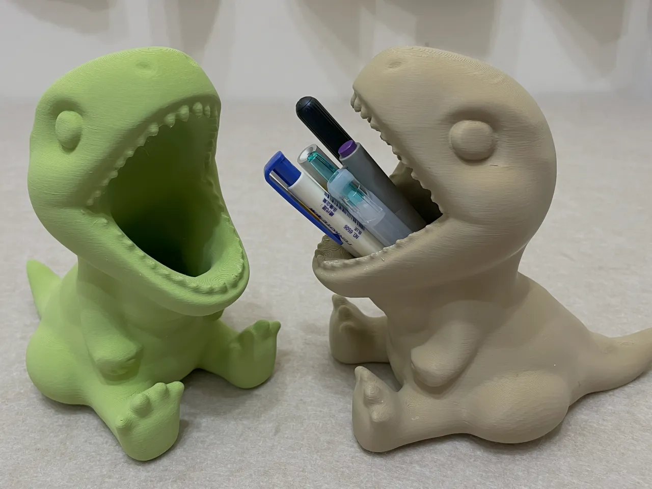 Dinosaur Pencil Holder / T-REX / Dino view 4