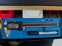 Bac Gridfinity pied à coulisse, pile et stylo 2x6 — photo 1