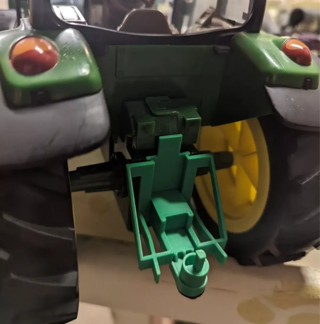 Attelage de remorquage pour tracteur jouet Britains 43172