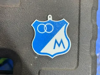 Escudo millonarios llavero