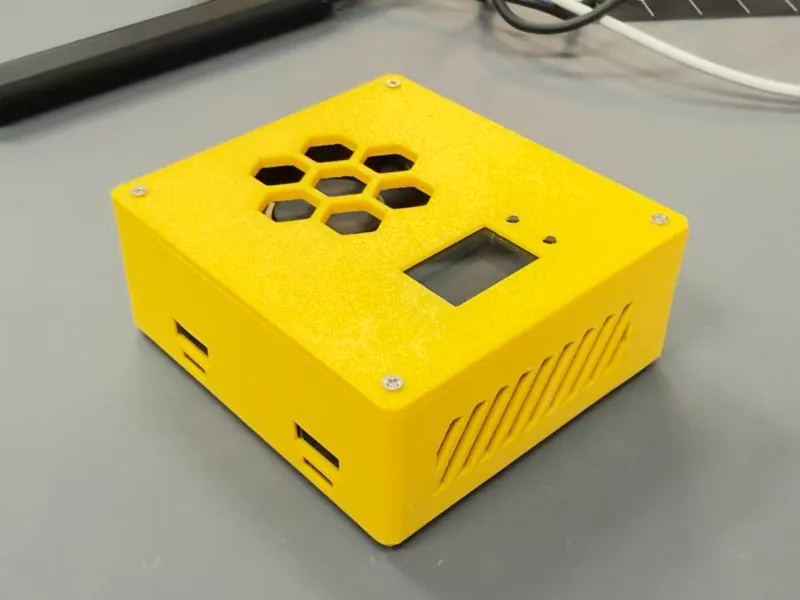 140w 4口桌面充电站