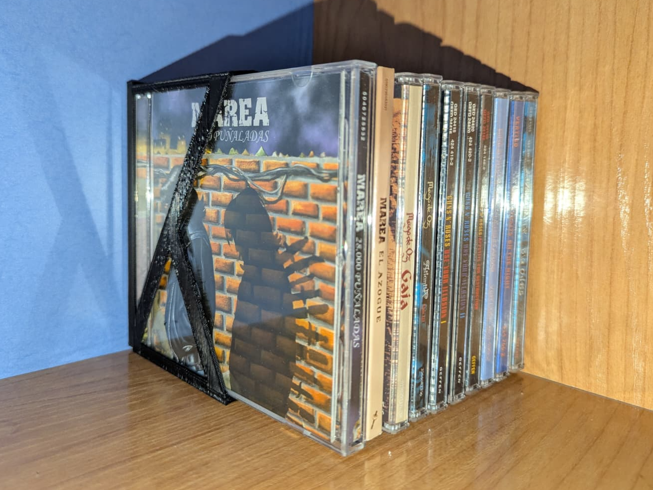 Stackable 10 CD Rack