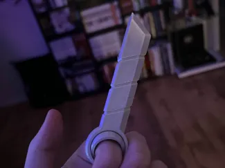 Fidget Attack on Titan Schwert