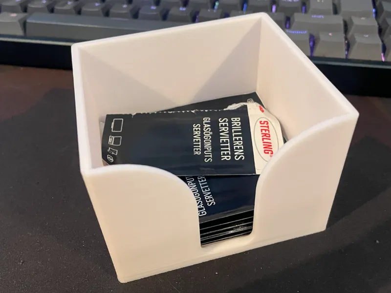 Glasses Wipe Holder (Brillerens Servietter)