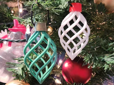 Twisted Ornament with Square Ribs - Customizable