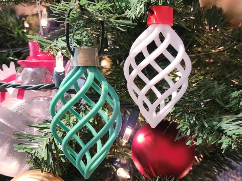 Twisted Ornament with Square Ribs - Customizable