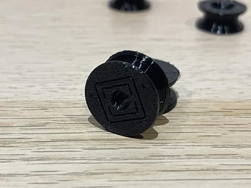 Screw-mounted guide ring