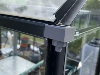 Greenhouse Gutter to Hose Adapter Kit 