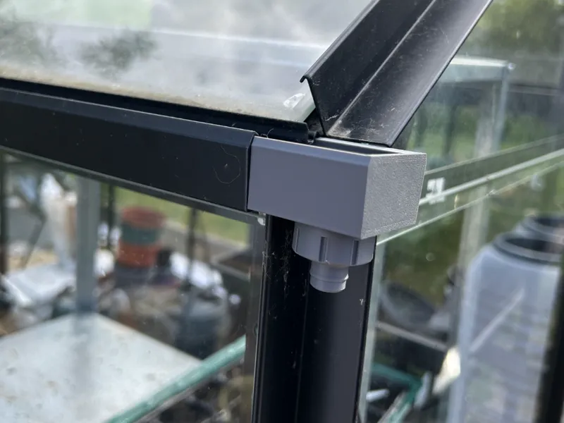 Greenhouse Gutter to Hose Adapter Kit 