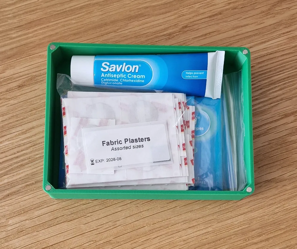 First Aid Plaster box - Free 3D Print Model - MakerWorld