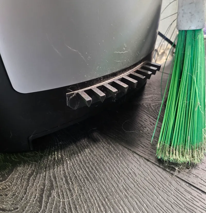 Broom Comb