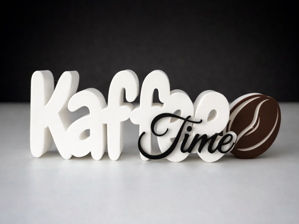 Kaffee Time – 3D-Druck Schriftzug mit Kaffeebohne