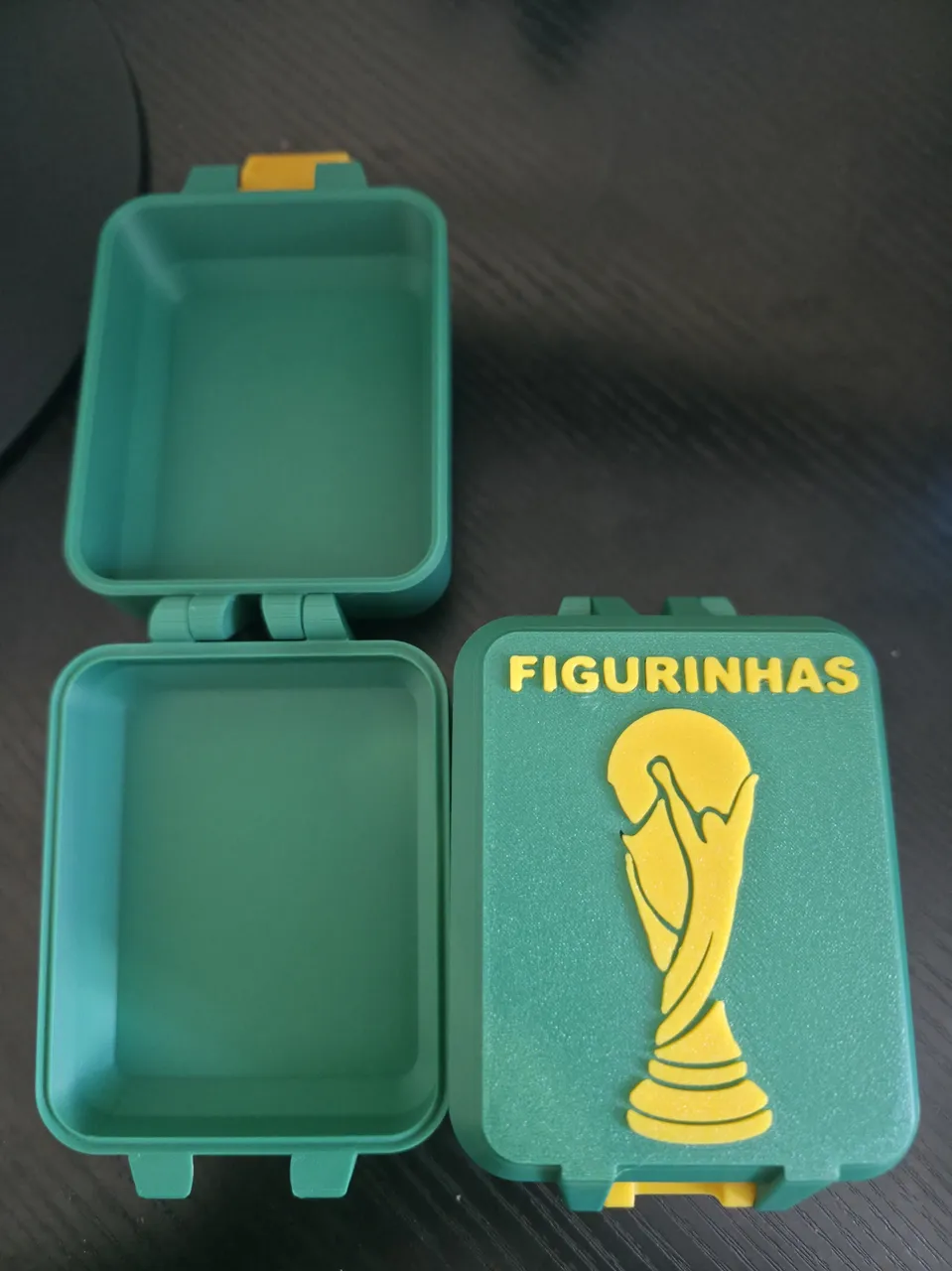 World Cup 2026 Stickers Storage Box – Snap Lock view 4
