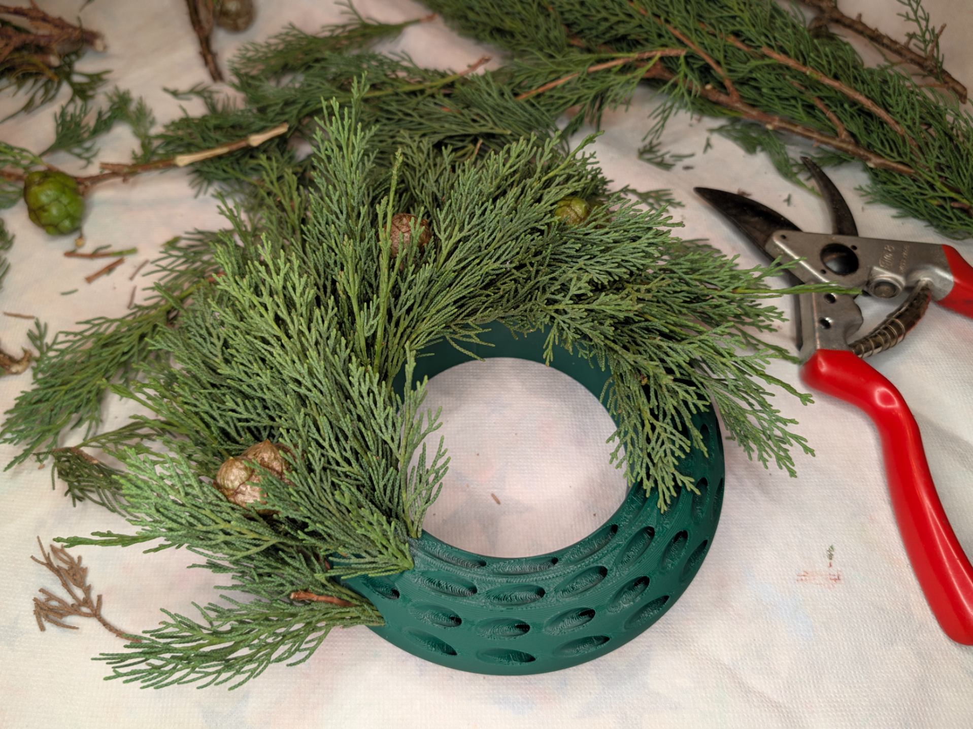 Reusable Wreath Ring Base - 1