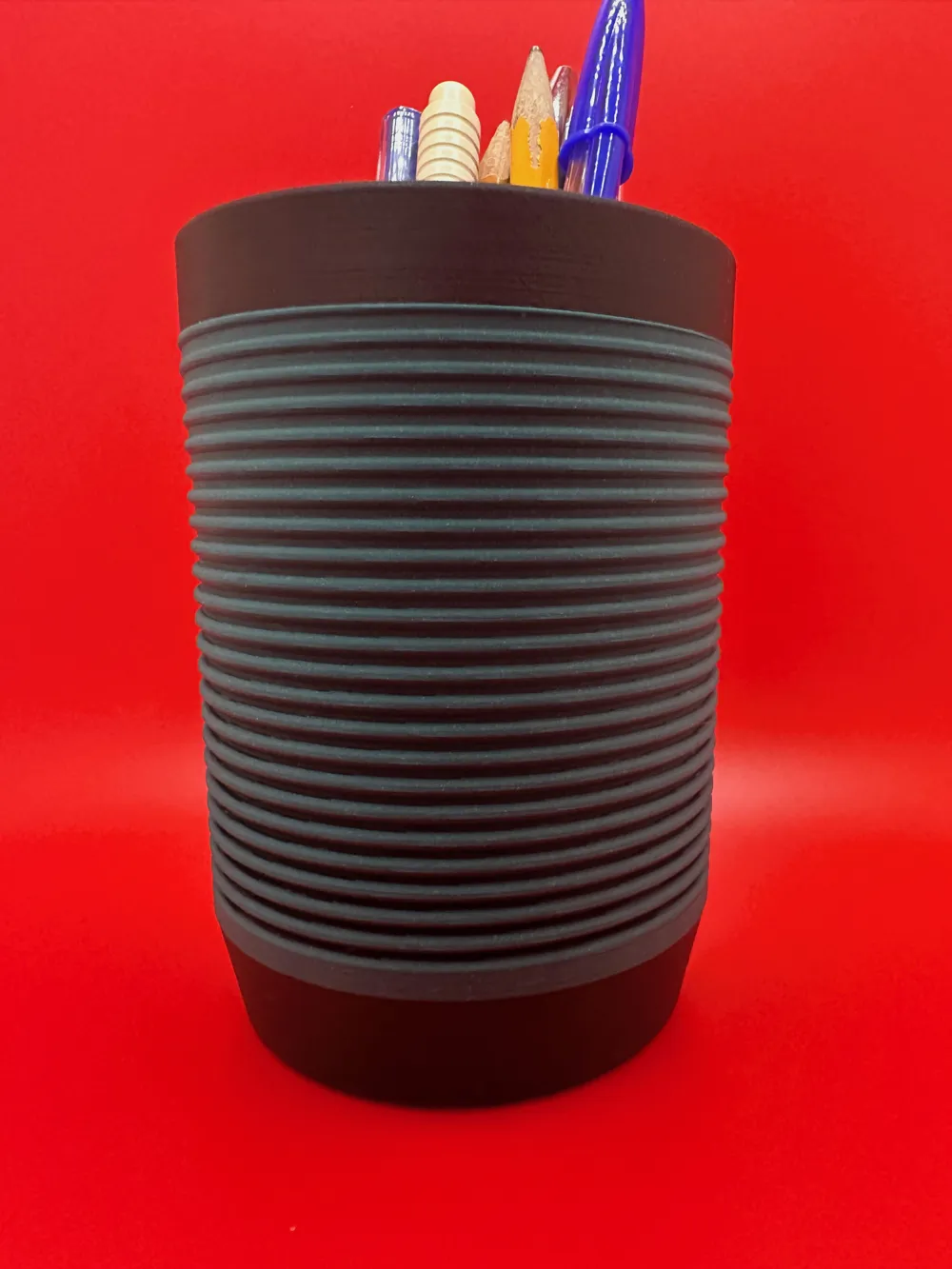 Threaded Illusion Pencil Pot by Fyrby Additive - MakerWorld