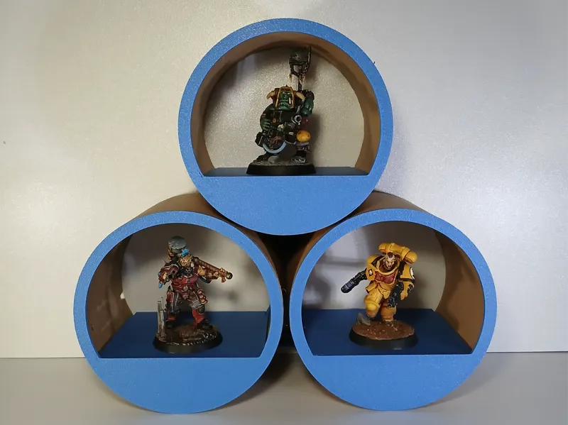 Customisable Spool Display Shelf