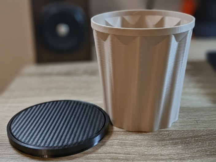 desk trash can  with swivel lid