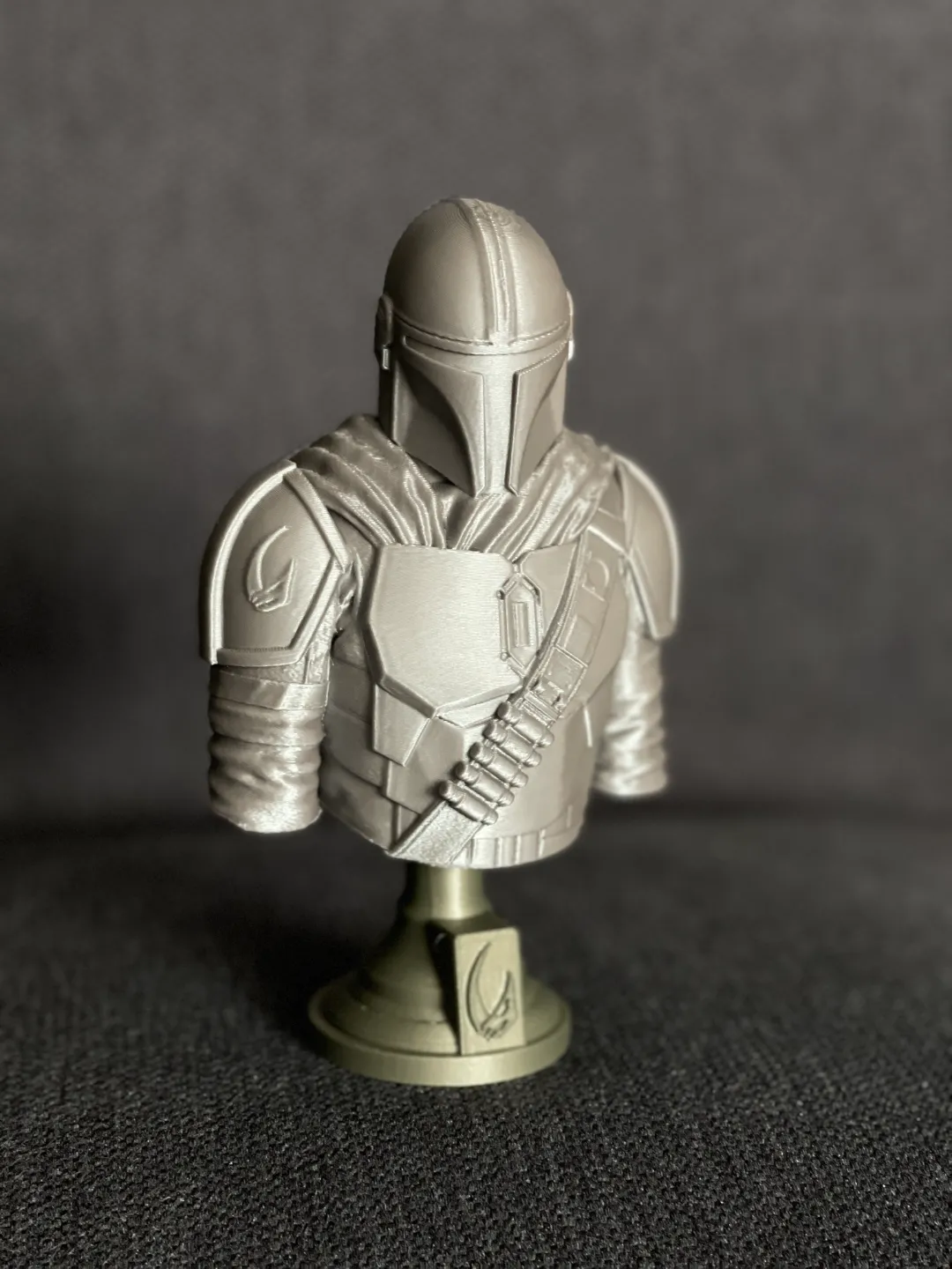 The Mandalorian Bust view 2