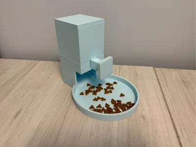 Pet Food Dispenser 