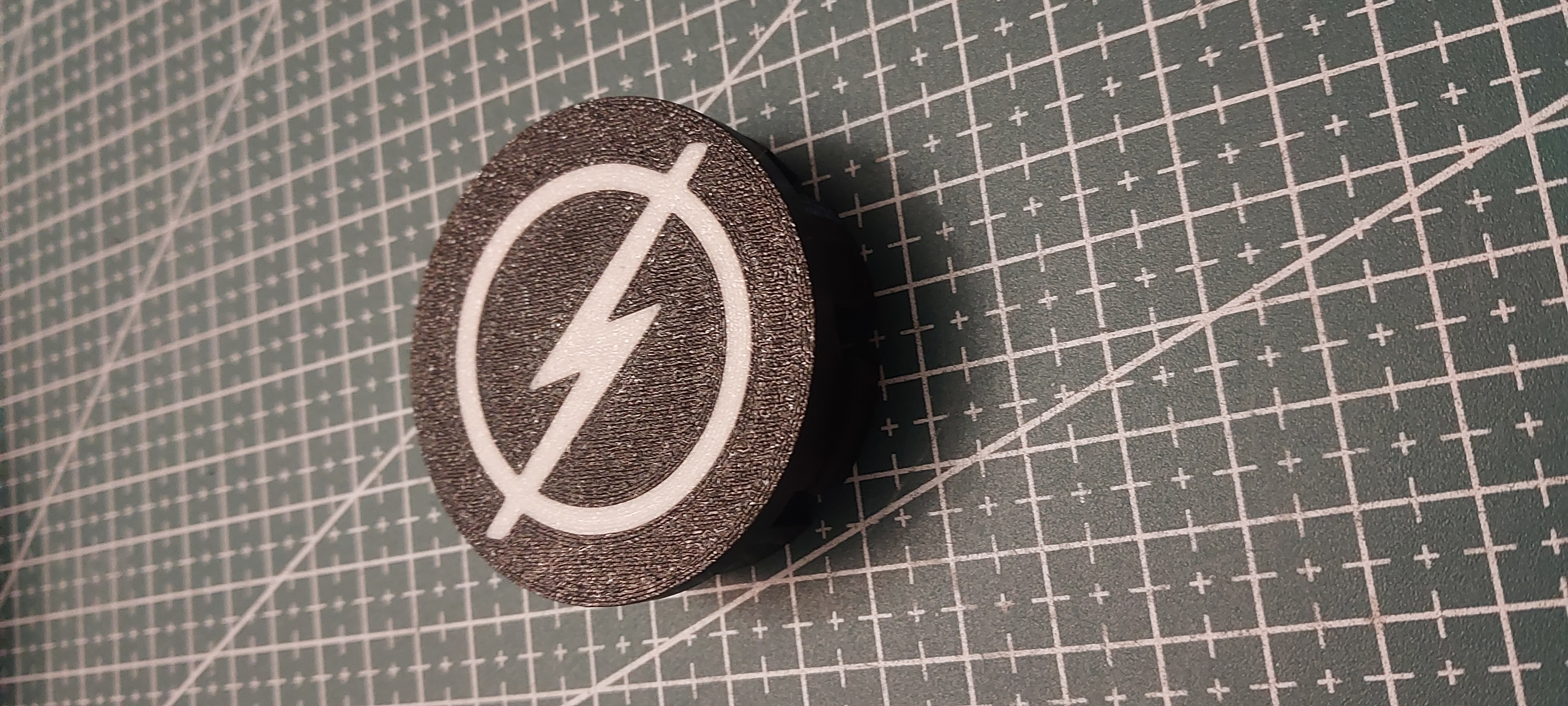 Miniatura 2 do modelo 3D Opel wheel cap 