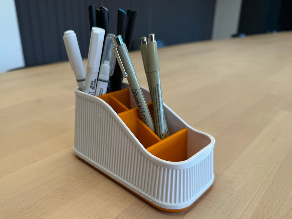 Pen holder - Free 3D Print Model - MakerWorld