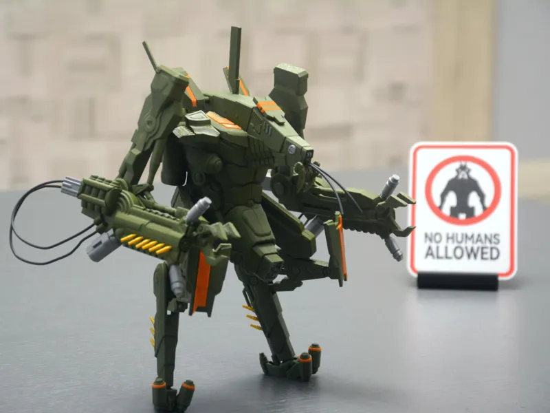 District 9 Mecha 