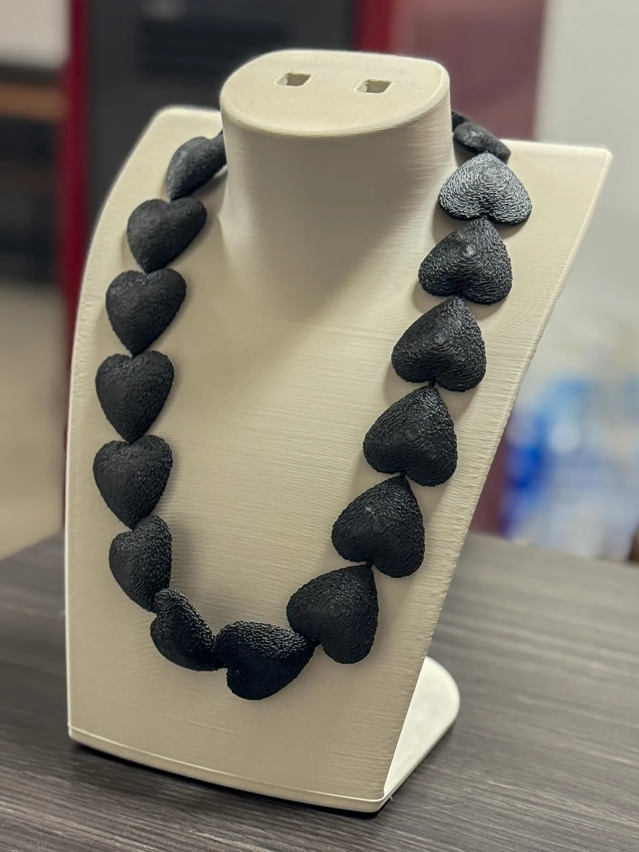 3D Hearts Necklace and earrings – Heart Collection view 3