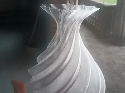 vase 2