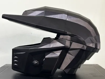 Halo: Combat Evolved - Master Chief MK V Helmet