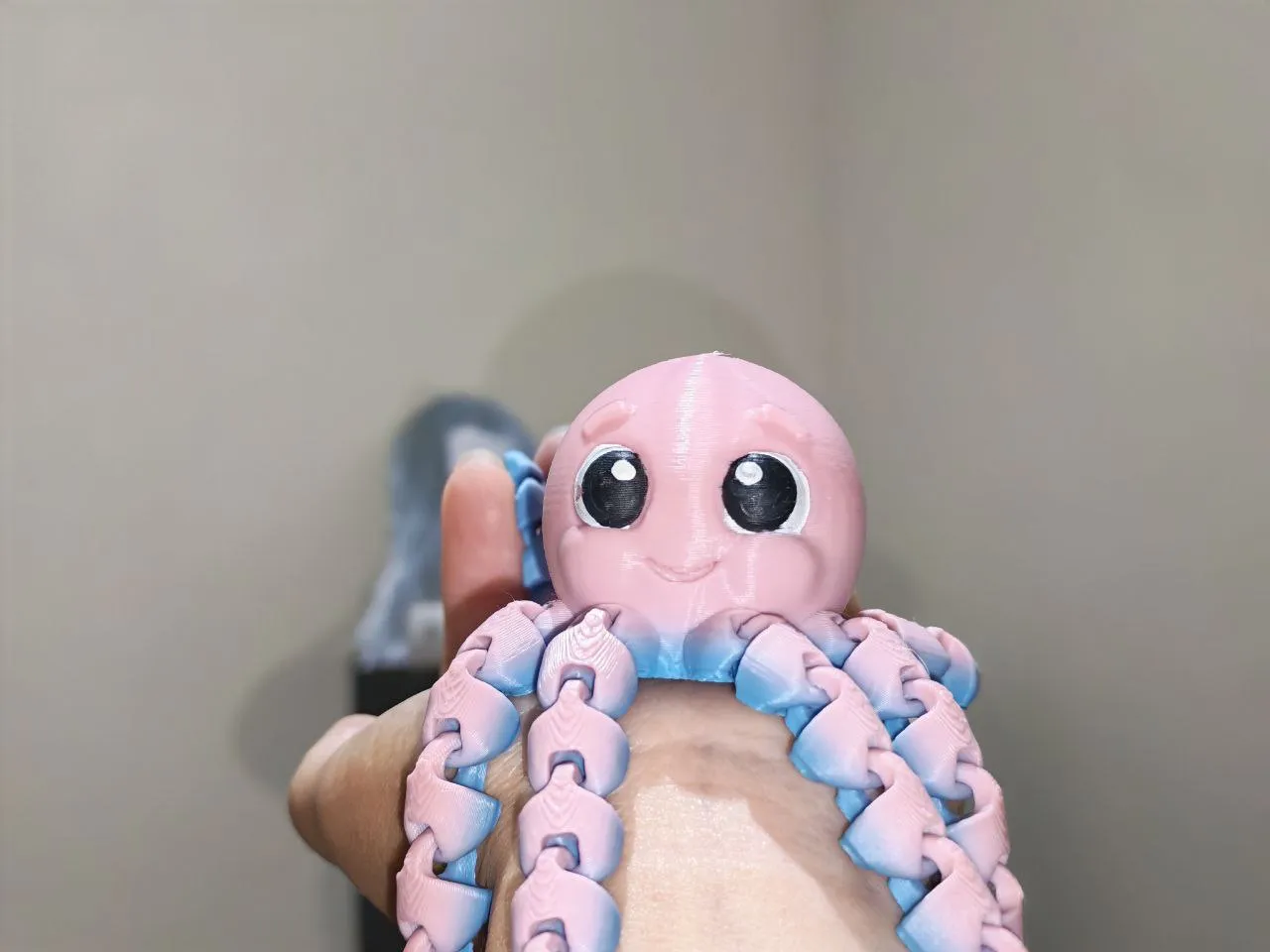 Very Cute Articulated Octopus view 4