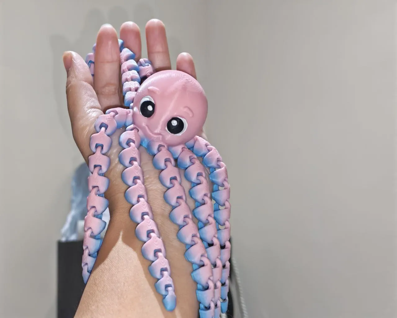 Very Cute Articulated Octopus view 2