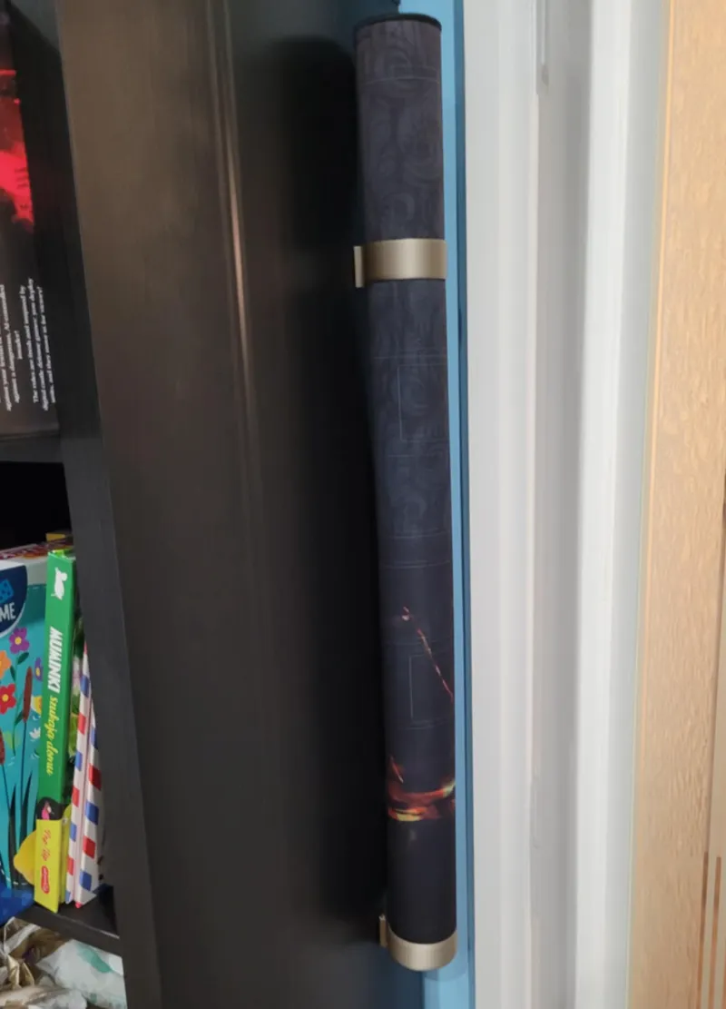 board game mat hanger
