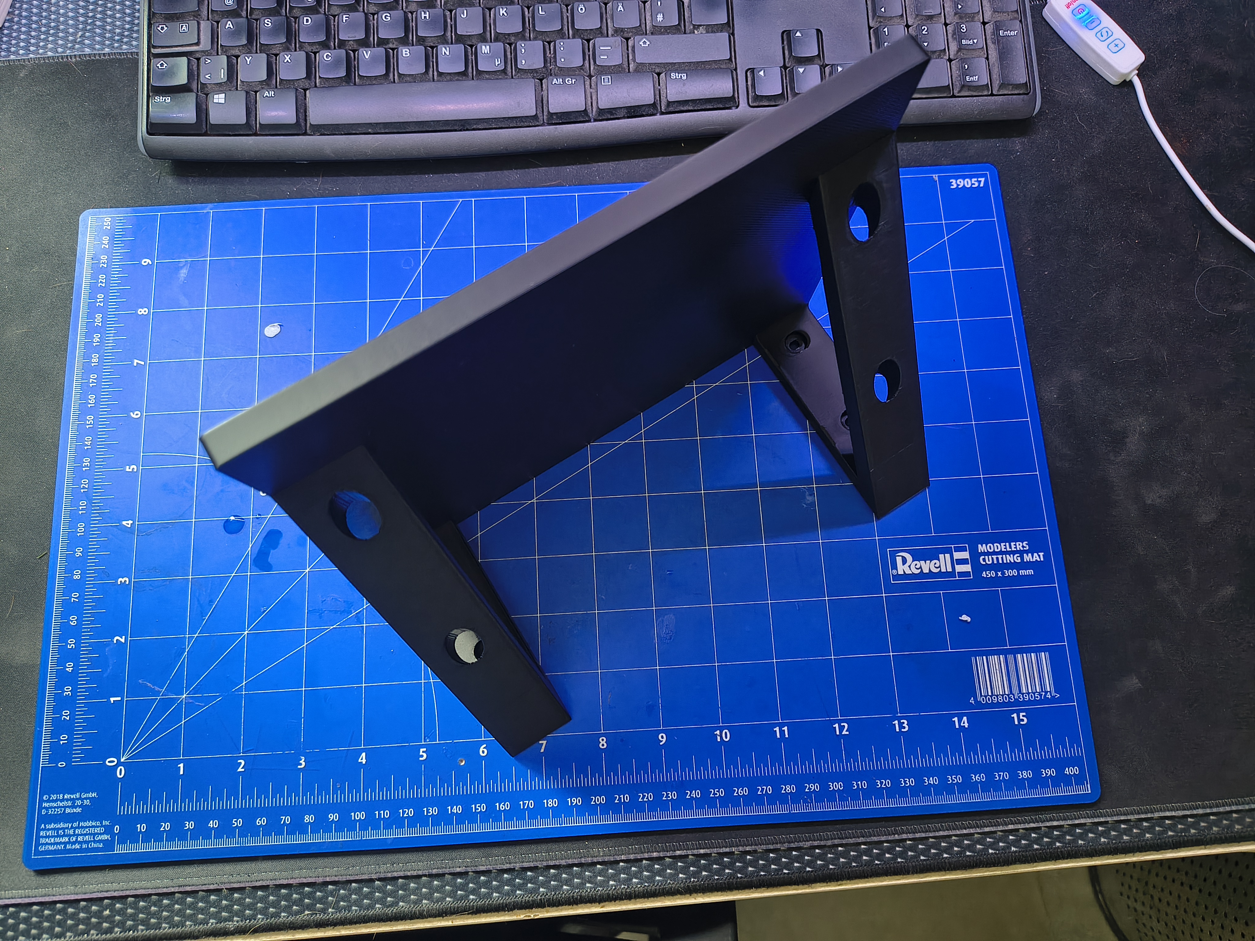 Miniatura 2 do modelo 3D Max Corner Floating Wall Shelf