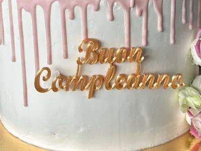 Frontal writing ''Happy Birthday''
