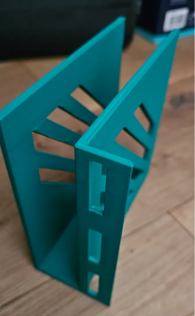 Halterung Mini-PC (Thinkstation) für Server-Rack