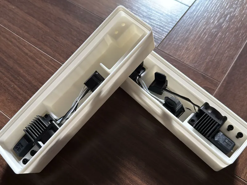 Gridfinity bin for hotends with retainers