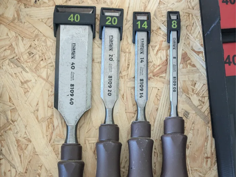 Protective blade covers for the Narex chisels