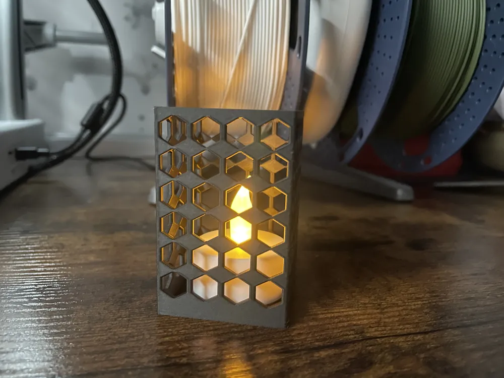 Tealight Holder "Hexaglow" by Chris 3d World MakerWorld: Download Free ...