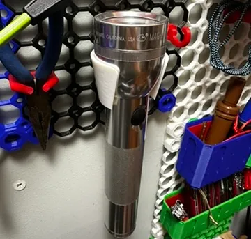 Support Maglite pour Multiboard