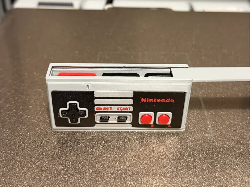 Caja o estuche: Estuche Compacto para 6 Cartuchos Nintendo Switch. Referencia del modelo original.