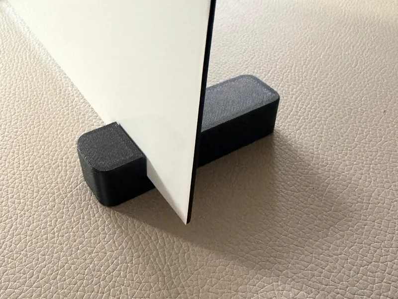 Minimalistischer Bild-/Plattenständer 