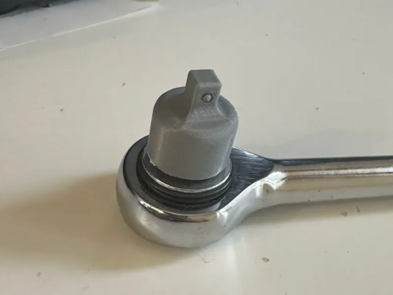 3/8' to 1/4' square adapter for socket wrench 