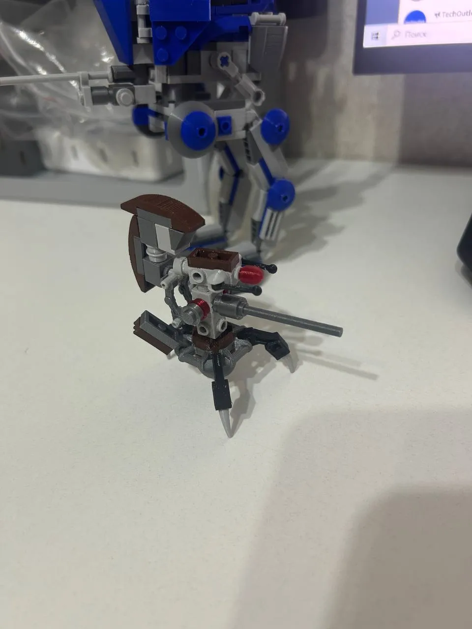 Droydeka Droideka / Sniper Droid Brick Set - Free 3D Print Model - MakerWorld