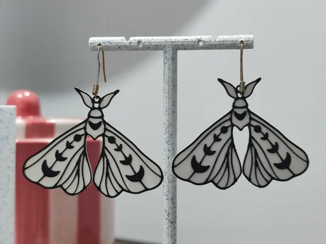 Aretes Polilla de Luna