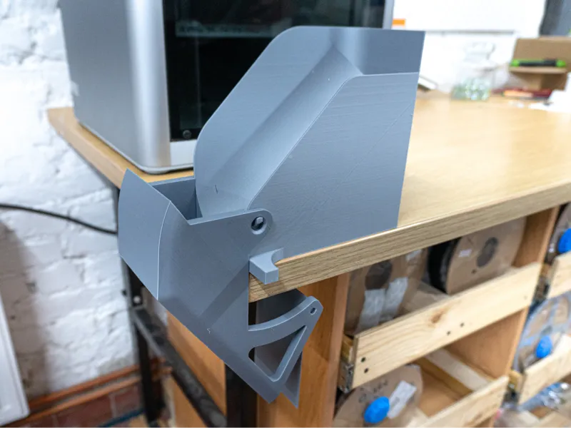 Poop-Slider - der X1C Abfallbehälter als Rutsche