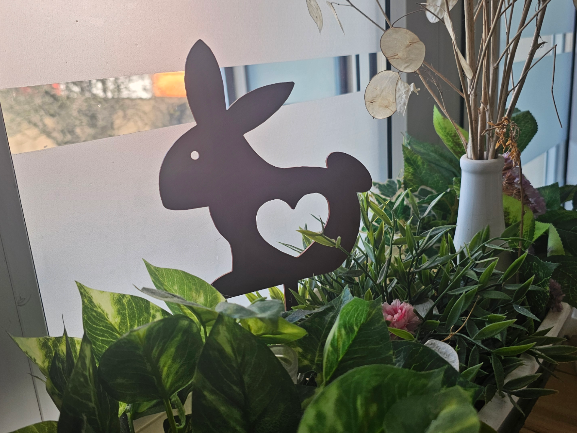 Bunny Love Door & Garden Deco