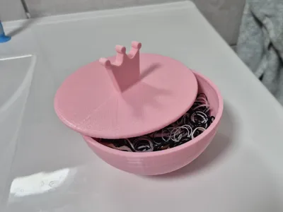 Small accessories bowl, with crown lid