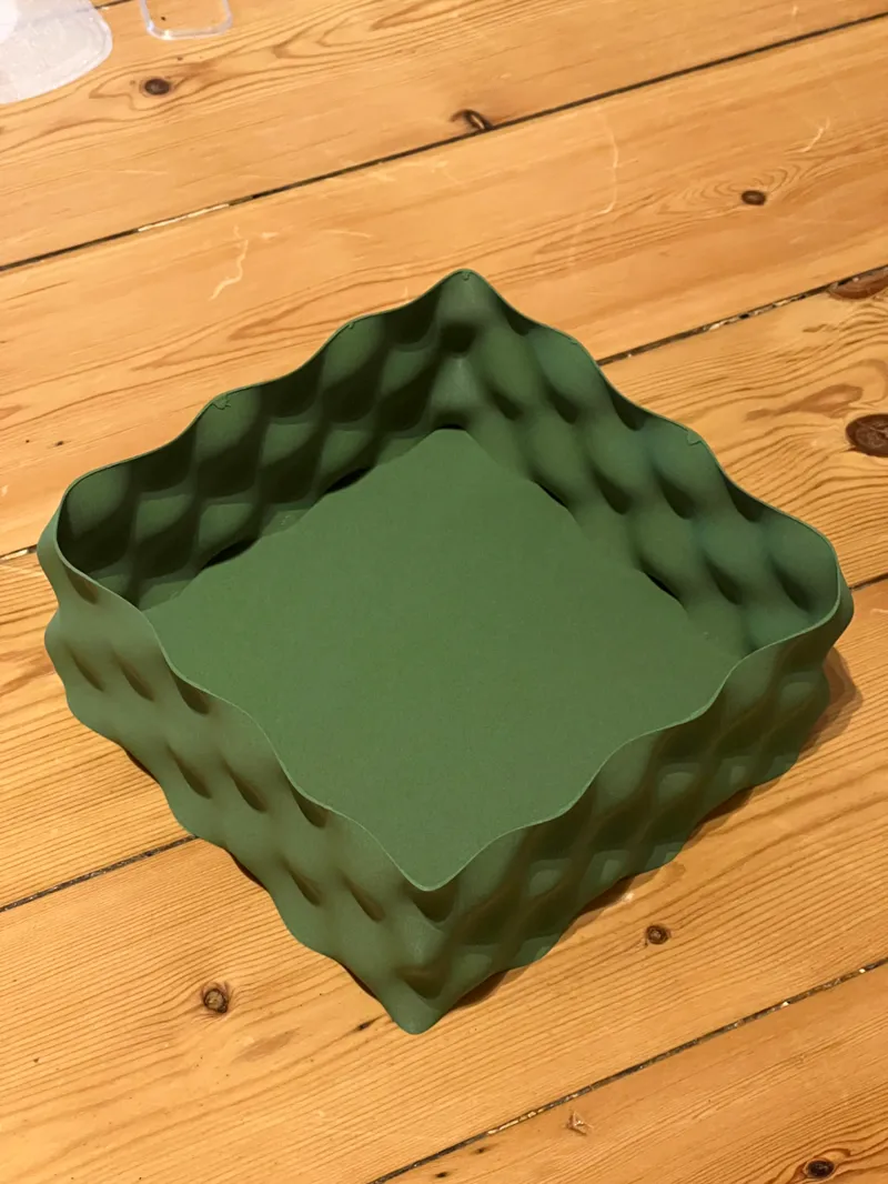 Wave storage box